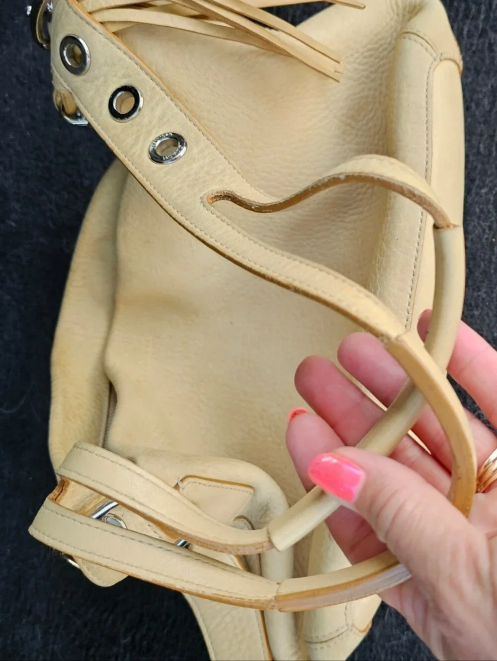Coach Style 1429 Cream Pebbled Leather Hobo Shoulder Bag Tassel Adjustable Strap